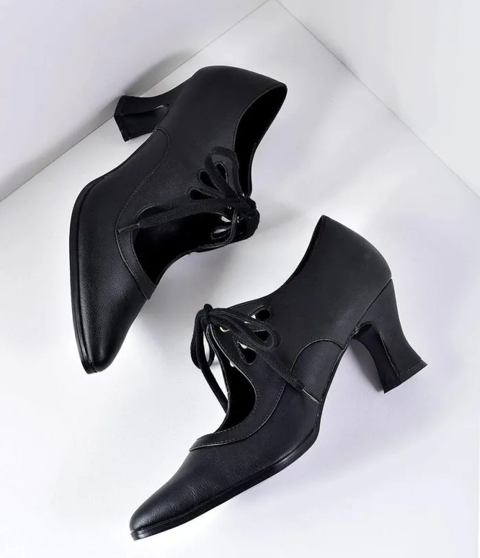 Vintage Style Black Leatherette Bow Tie Pointed Toe Heels Shoes Unique Vintage Heels Vintage Style Black Leatherette Bow Tie Pointed Toe Heels Shoes Unique Vintage Heels
