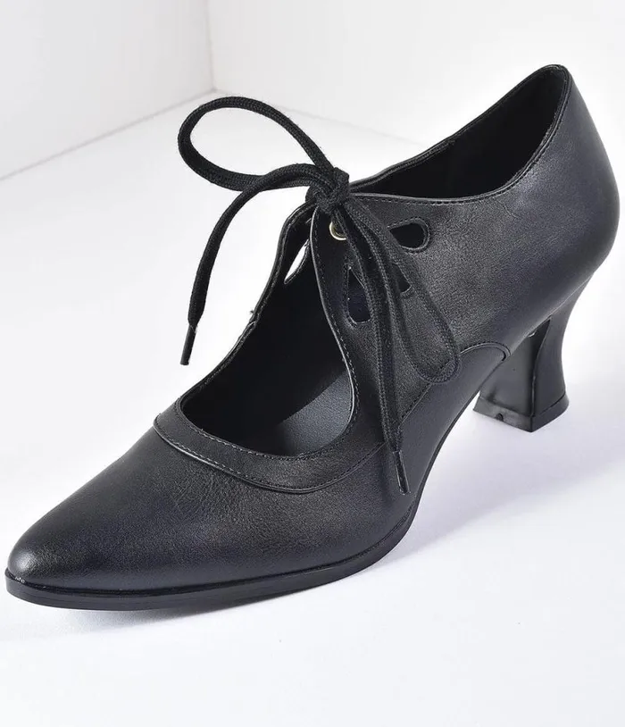 Vintage Style Black Leatherette Bow Tie Pointed Toe Heels Shoes Unique Vintage Heels