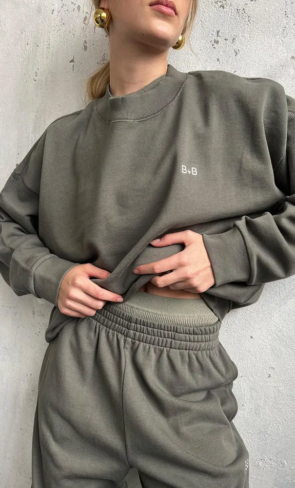Woman Bec Bridge Long Sleeve SERENA ORGANIC SWEATSHIRT Khaki Woman Bec Bridge Long Sleeve SERENA ORGANIC SWEATSHIRT Khaki